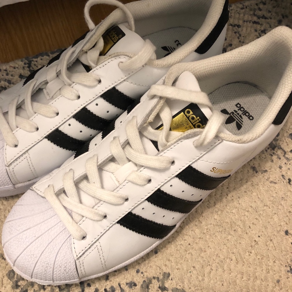 Adidas Superstar Sneakers